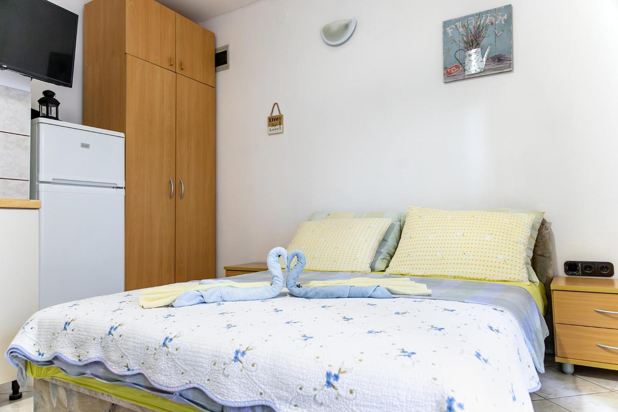 Apartment Anamaria 파그 외부 사진